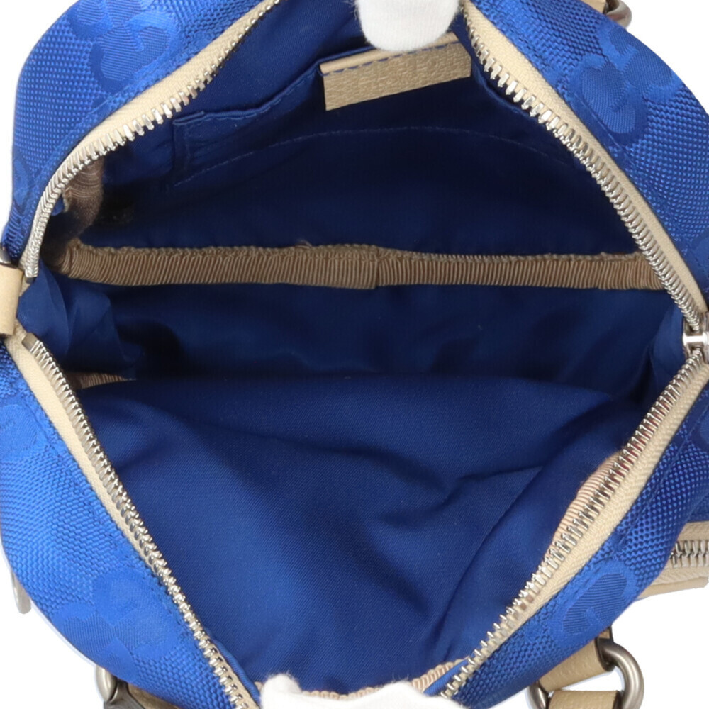 GUCCI Cream Shoulder Bag - Picture 6 of 9